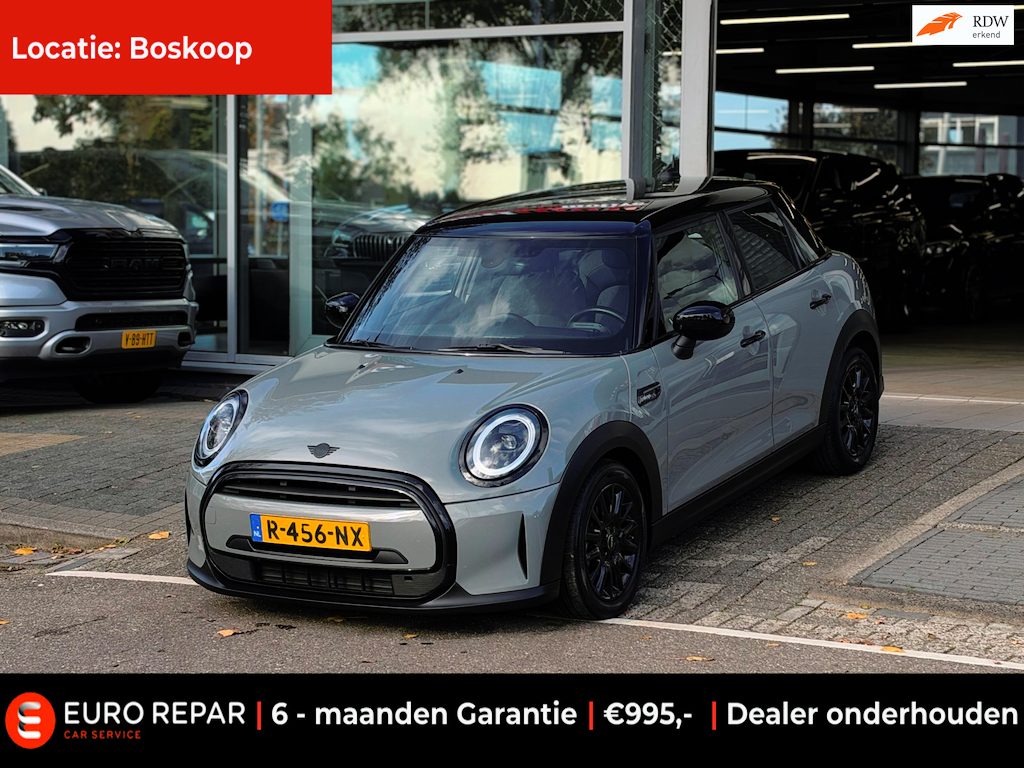 MINI Cooper 5-Deurs 1.5 Camden Edition DEALER OND. NL-AUTO NAP!