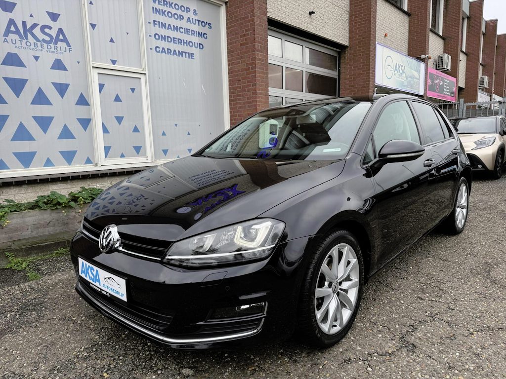 Volkswagen Golf 1.4 TSI 140pk ACT Highline DSG Alcantara Lane Assist Xenon 17inch