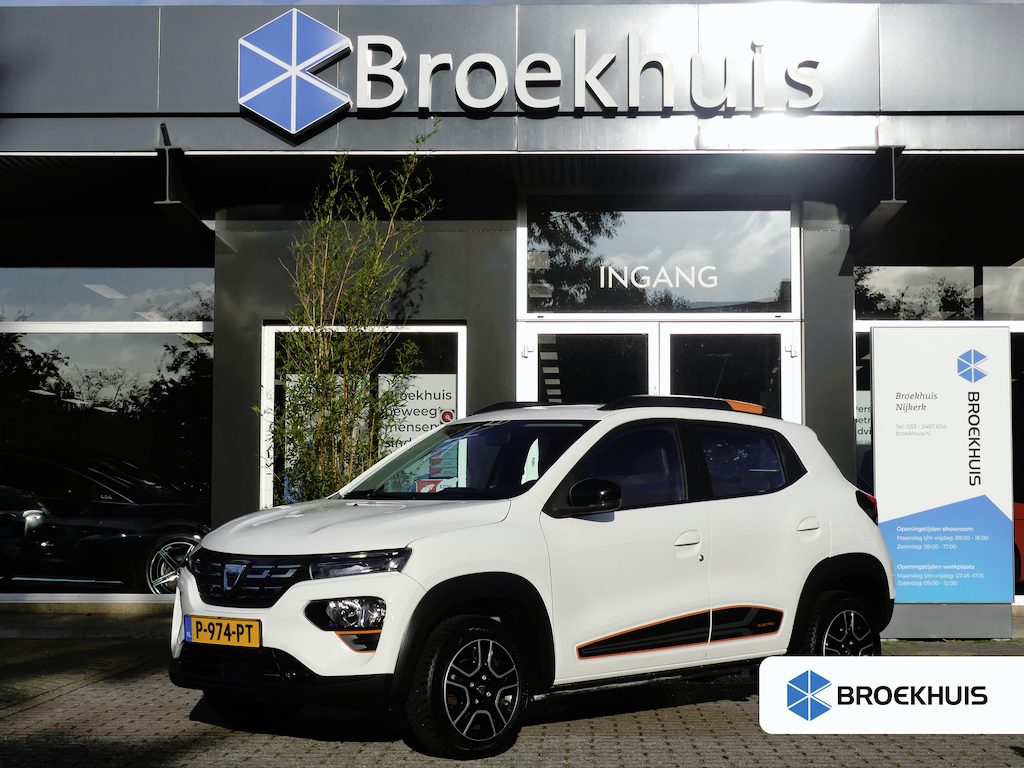 Dacia Spring Comfort Plus 27 kWh | CAMERA | PARKEERSENSOREN | CRUISE | AIRCO | LMV 15" | NAVI |