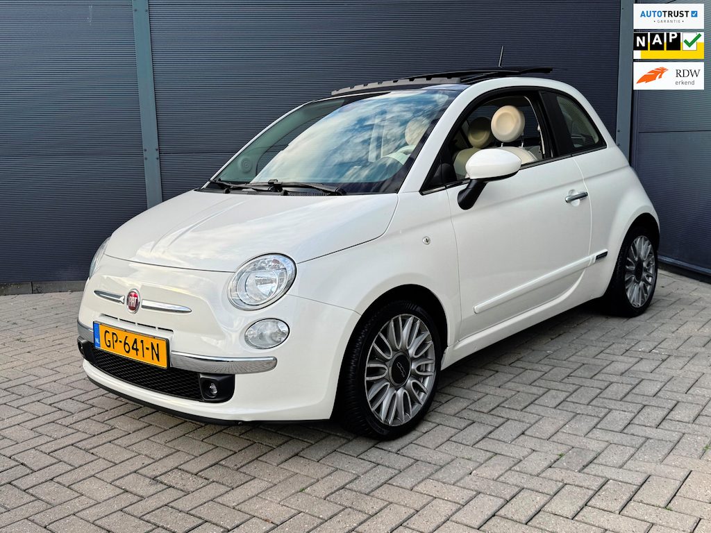 Fiat 500 0.9 TwinAir Turbo Lounge / Pano / Nap