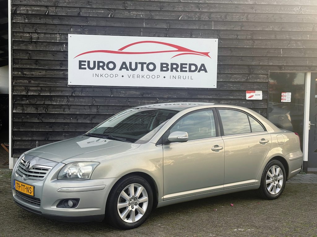 Toyota Avensis 2.0 VVTi Luna Automaat