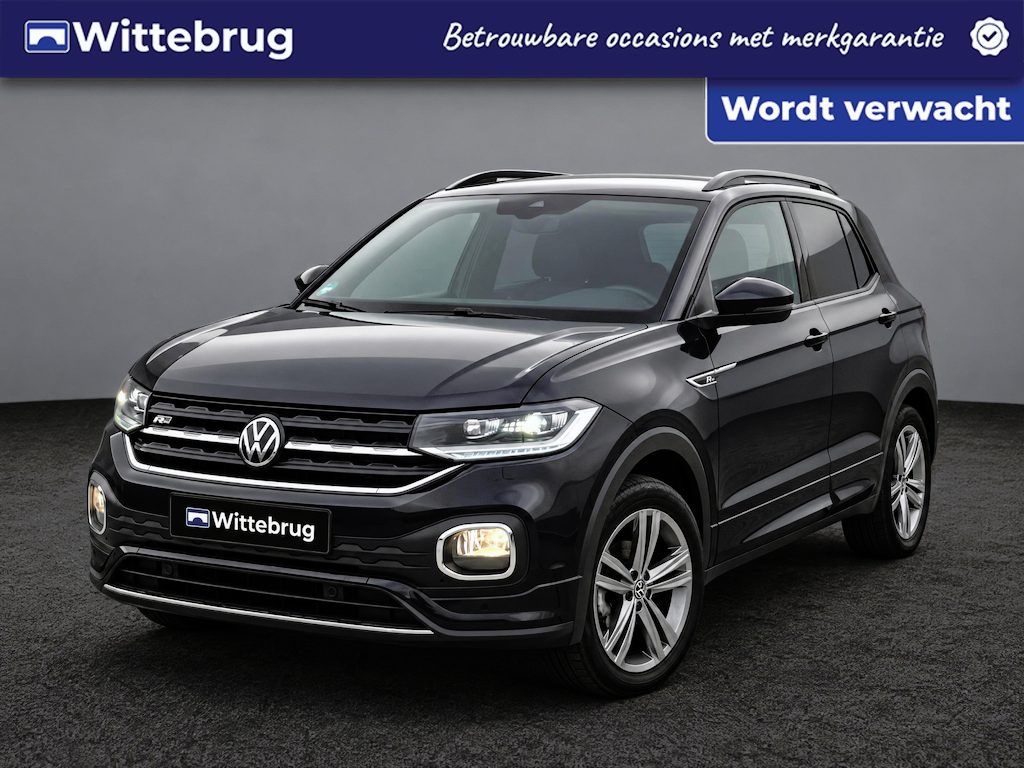Volkswagen T-Cross 1.5 TSI 150pk R-Line DSG Automaat / Navigatie PRO / LM 17 inch / Parkeersensoren / Camera / Beats sound / LED