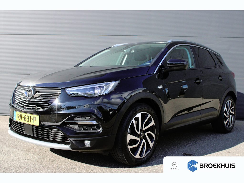 Opel Grandland X 1.2 Turbo Innovation | Navigatie | Camera | Lederen bekleding | Stoelverwarming + koeling | Trekhaak |