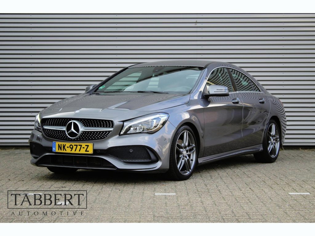 Mercedes-Benz CLA 180 Business Solution AMG Automaat