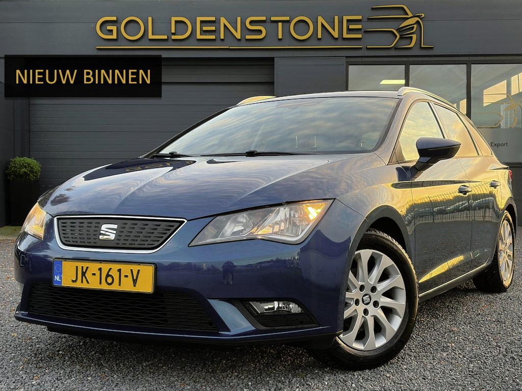 SEAT Leon ST 1.0 EcoTSI Style Connect ✓2e Eigenaar✓Trekhaak✓Carplay✓Recent beurt gehad✓Halfleder-Alcantara✓Navi✓Clima✓Cruise✓6 Bak✓Lm velgen✓116pk✓Pdc✓4 Elekt Ramen✓Elekt Stoelen✓N.A.P✓Apk tot 10-2027