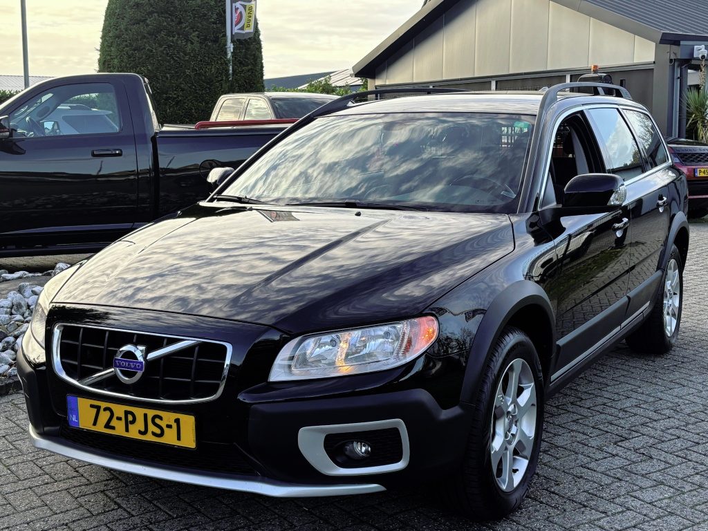 Volvo XC70 3.0 T6 Kinetic Automaat Benzine 2011 Trekhaak V70
