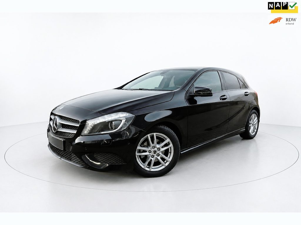 Mercedes-Benz A-klasse 180 Ambition LEER PDC NAVI LED