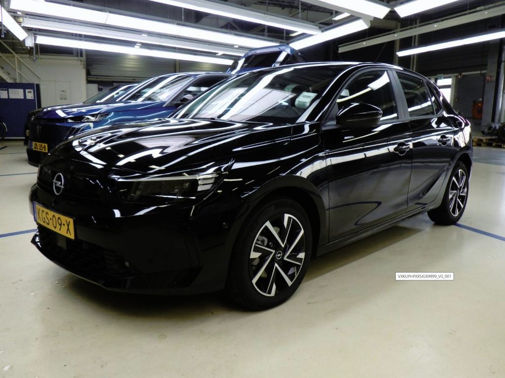 Opel Corsa 1.2 Turbo Hybrid Edition Automaat Nu € 8.175,- korting 8 jaar garantie.
