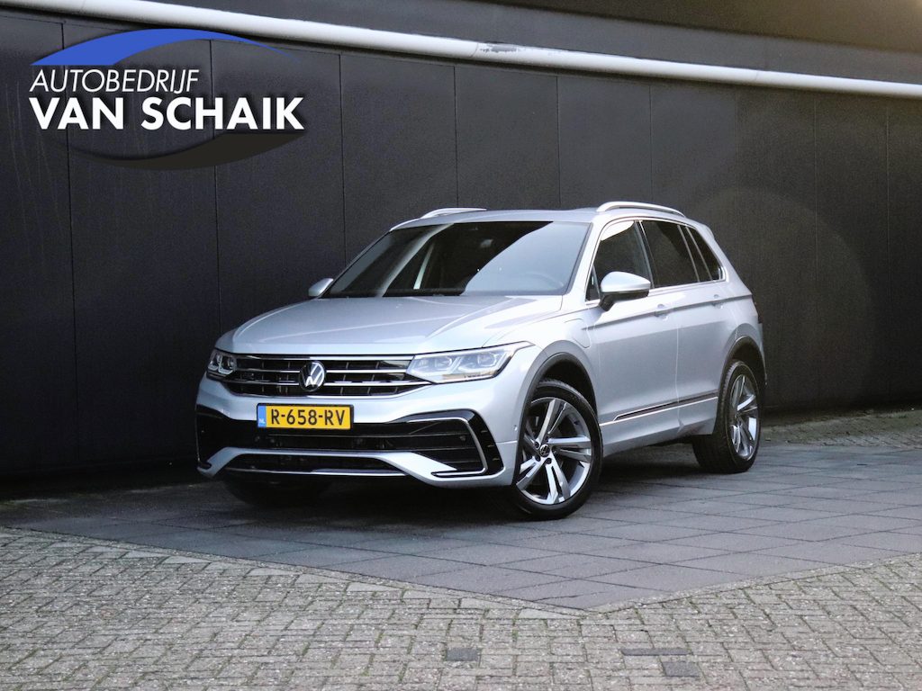 Volkswagen Tiguan 1.4 TSI eHybrid R-Line Business+ | PANO-DAK | TREKHAAK | CAMERA | STOEL/STUURVERW. | ADAPT. CRUISE | NAVI |