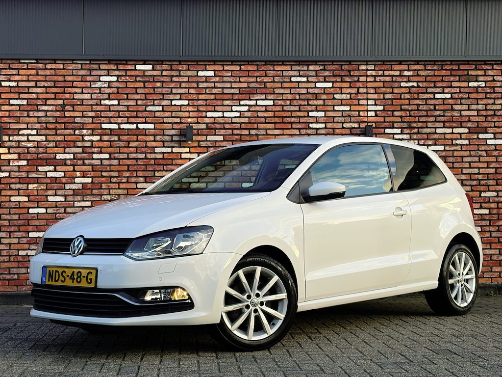 Volkswagen Polo 1.2 TSI Highline 110PK Cruise Stoelverw Pdc Voll.Onderhouden!