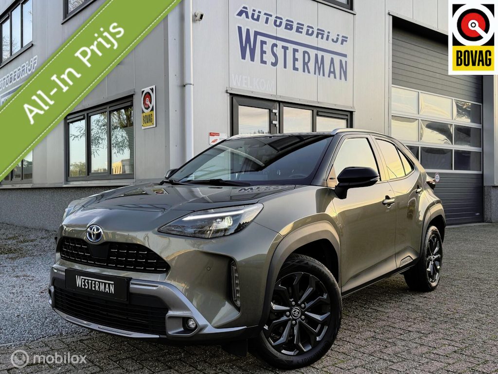 Toyota Yaris Cross 1.5 Hybrid Executive Leer Pano Trekh. HUD Navi Stoel-/stuurverw. etc.