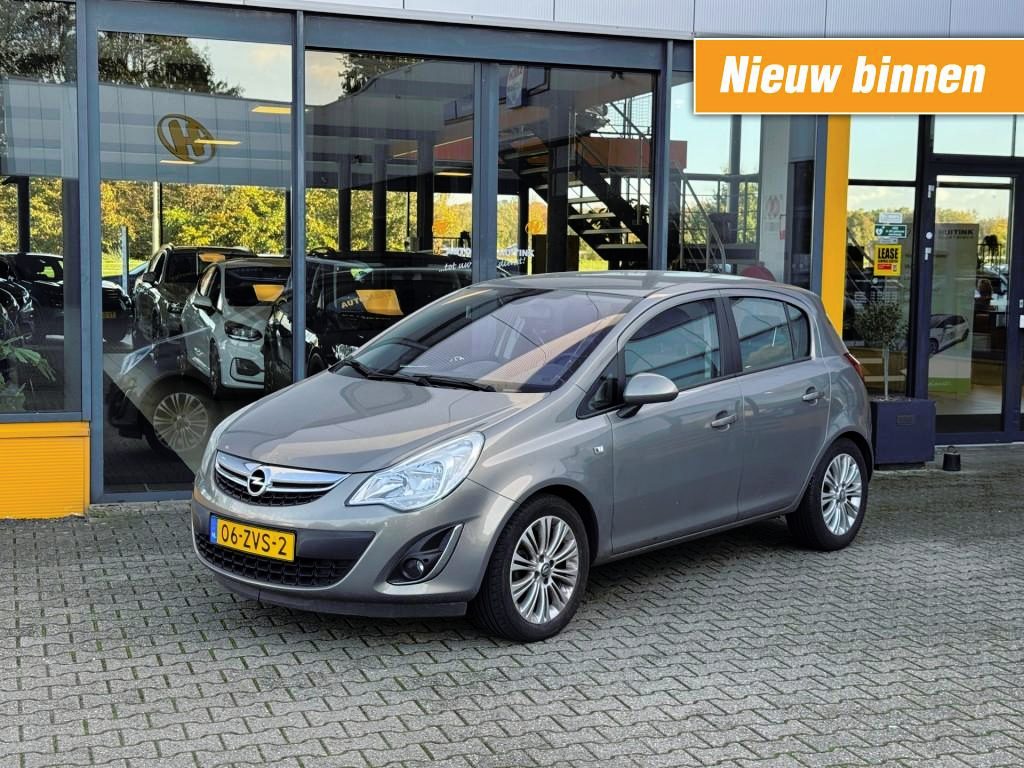 Opel Corsa 1.4-16V Cosmo - stoel/stuurverwarming
