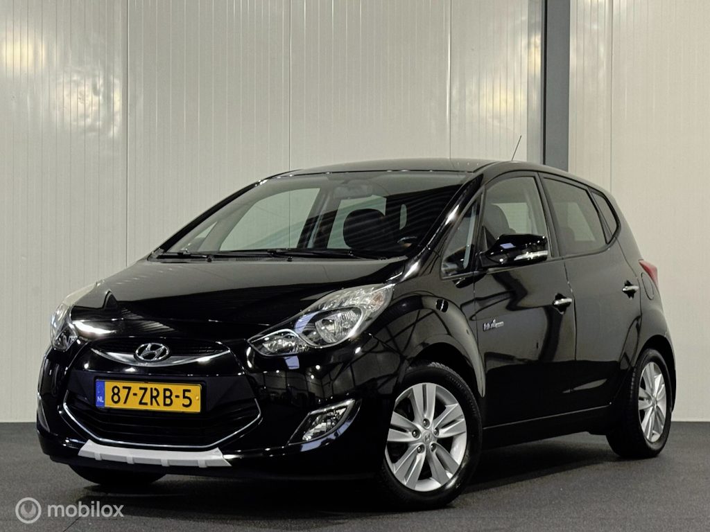 Hyundai ix20 1.4i Pro [ NAP trekhaak leder cruise climate ]