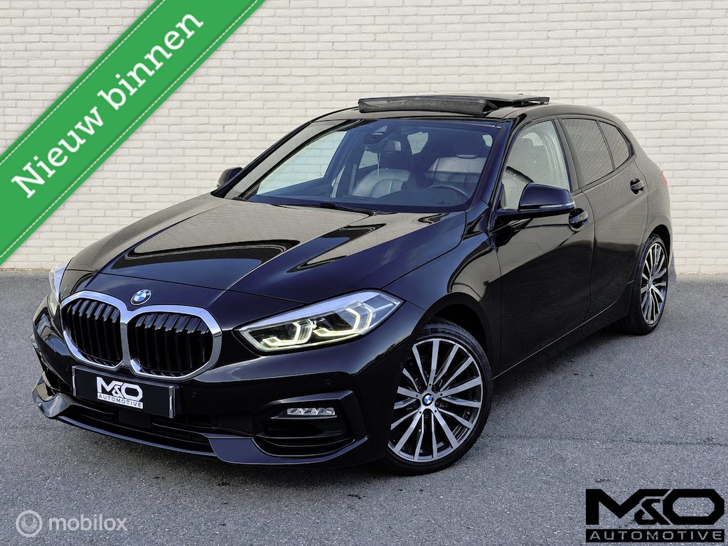 BMW 1-Serie 118i Sport High Executive |PANO |STOELVW |CAMERA
