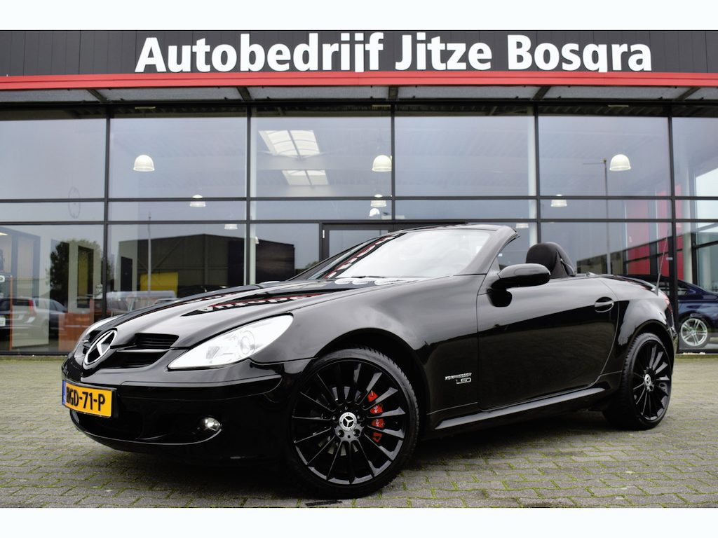 Mercedes-Benz SLK 200 Kompressor Carplay | 18 Inch LMV | LSD Vleugeldeuren | Airco | Houtinleg | Stoelverwarming