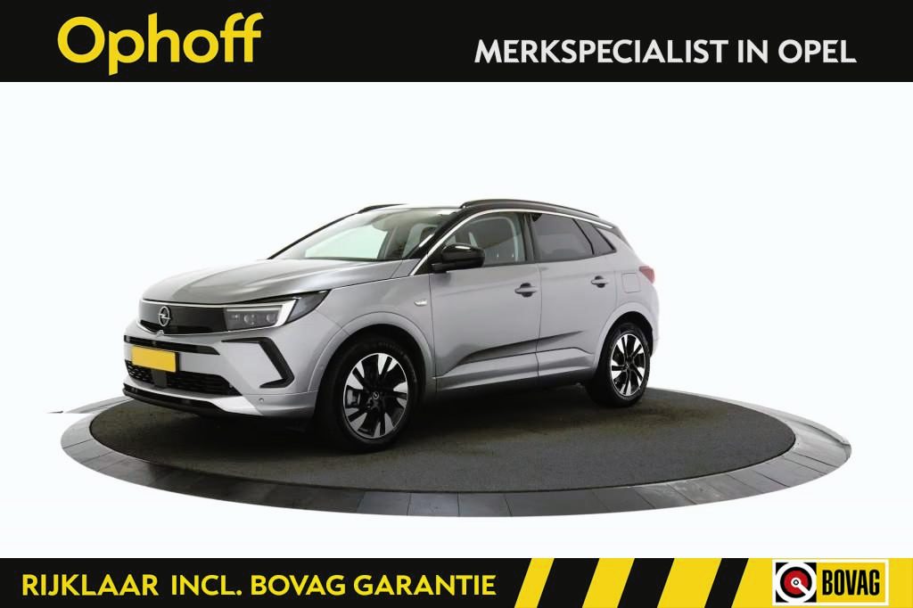 Opel Grandland 1.6 Turbo Plug-in Hybrid Elegance / Leer / Camera / Winterpakket / Elektrische achterklep
