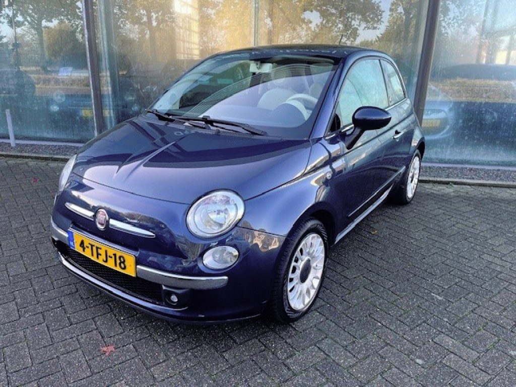 Fiat 500 1.2 Lounge panoramadak airco