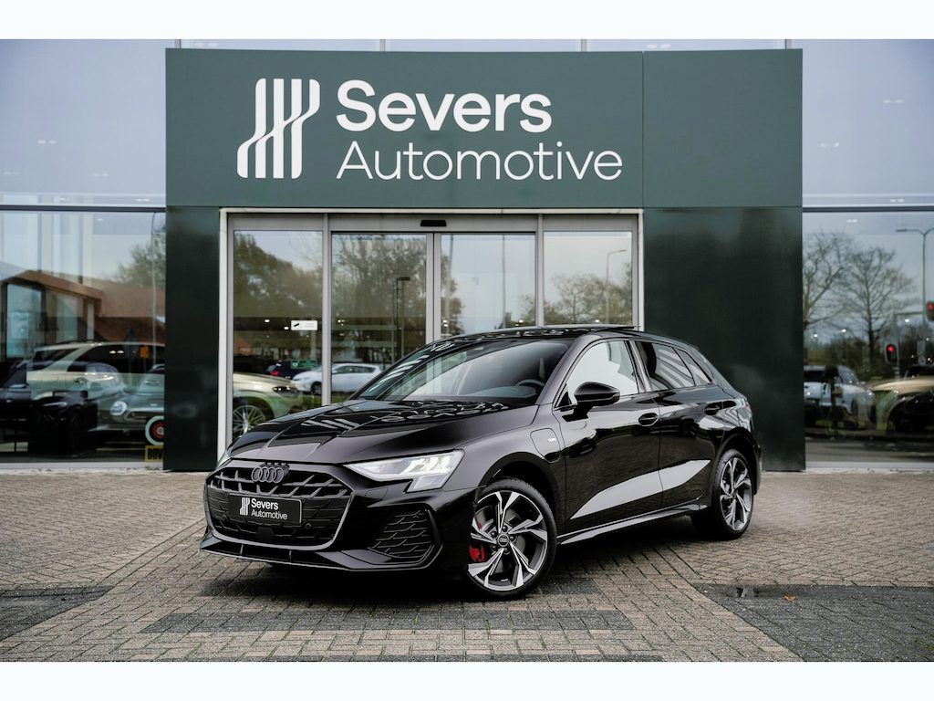Audi A3 Sportback 45 TFSI e S tronic S line Sportback | Panoramadak | Adaptieve cruise control | Black optiek pakket  |