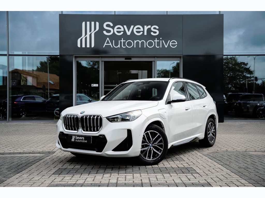 BMW X1 xDrive25e | M-Sport | Driving Assistant Plus | Keyless entry | Apple Carplay/Android Auto | Premium Pack | LED koplampen | Parking Assistant |