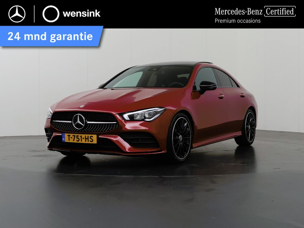 Mercedes-Benz CLA 180 AMG Line | Panoramadak | Night | Sfeerverlichting | Keyless | Achteruitrijcamera | Stoelverwarming |