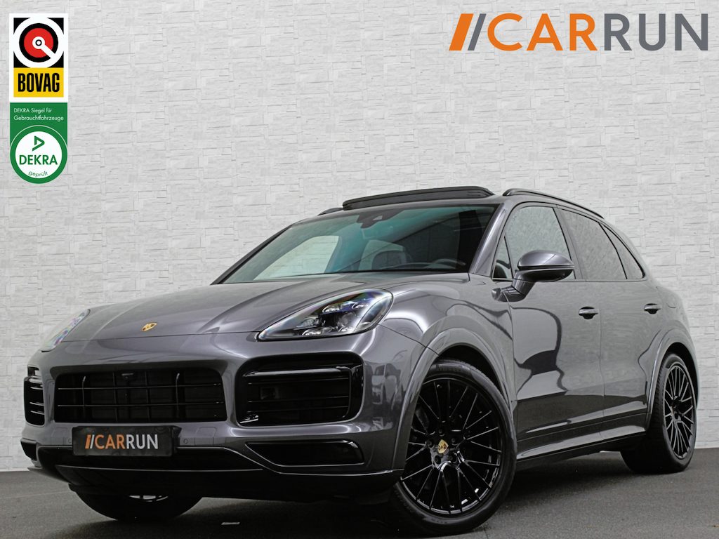 Porsche Cayenne 3.0 E-Hybrid | Sport-Design | 360 Camera | Burmester High-End | 92,5% SOH | Sport-Chrono | Head-Up | Panorama | Nachtzicht | Stoelventilatie | Keyless-Start | Sport-Uitlaat | 21 inch | Stoelverwarming V+A | Leder | Trekhaak | Luchtvering | Memory | Sfeerverlichting | Dodehoek | Active Safe |