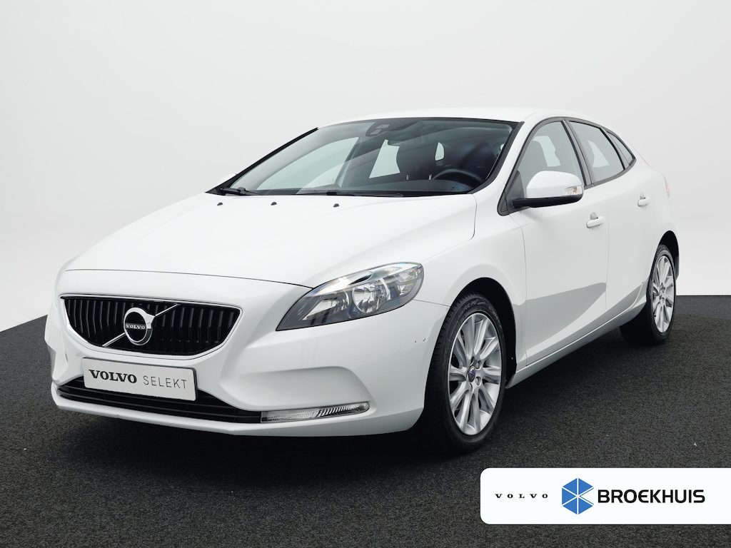 Volvo V40 2.0 T2 Nordic | Cruise Control | Airco | 17" Lichtmetalen velgen | Radio | Trekhaak
