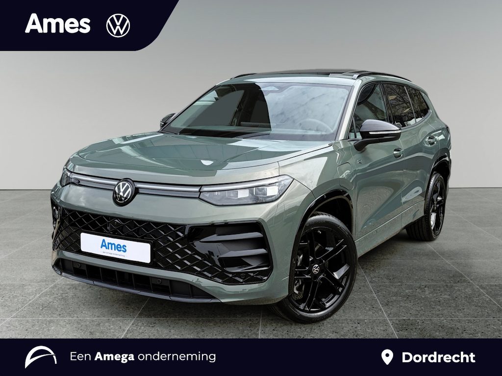 Volkswagen Tayron R-Line Edition 1.5 eHybrid 150 kW / 204 PK SUV 6 versn. DSG | Trekhaak | Panoramadak | Black style pakket
