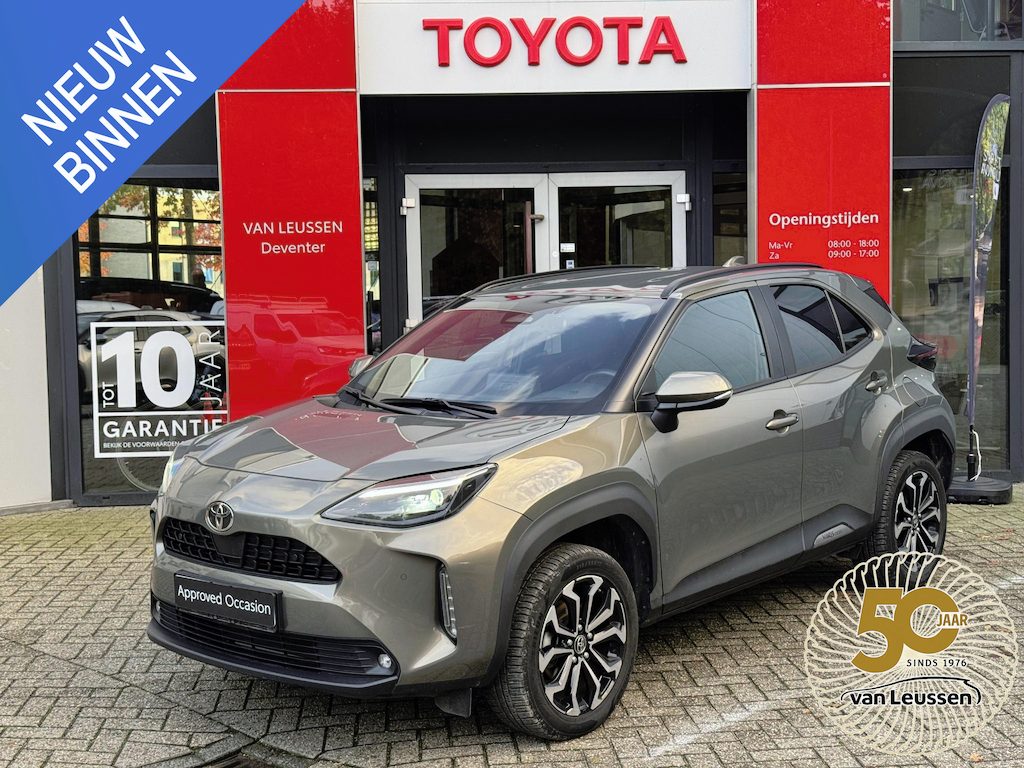 Toyota Yaris Cross 1.5 Hybrid 115 Dynamic STOEL/STUURVERWARMING ALL-SEASON BANDEN PARKEERSENS V+A PARKEERCAMERA