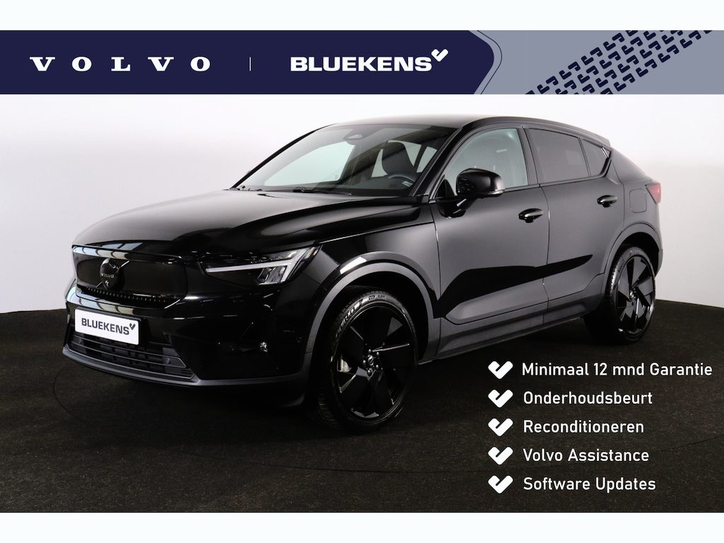 Volvo EC40 Extended Range Plus Black Ed. 82 kWh - Panoramadak - IntelliSafe Assist & Surround - 360º Camera - Verwarmde voorstoelen, stuur & achterbank - Parkeersensoren voor & achter - Elektr. bedienb. bestuurdersstoel met geheugen - Draadloze tel. lader - Warmtepomp - Extra getint glas - 20' LMV