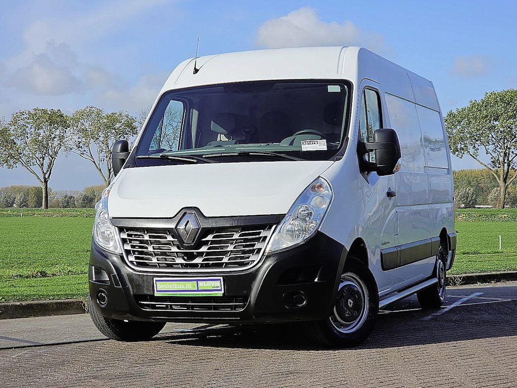 Renault Master 2.3 L2H2 145Pk NAP Euro6 Navi 3-Zits Trekhaak Weinig-Kilometers!