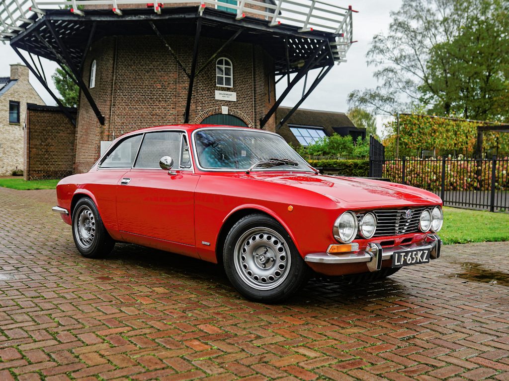 Alfa Romeo GT Junior 1600 l Great condition l Well maintained!