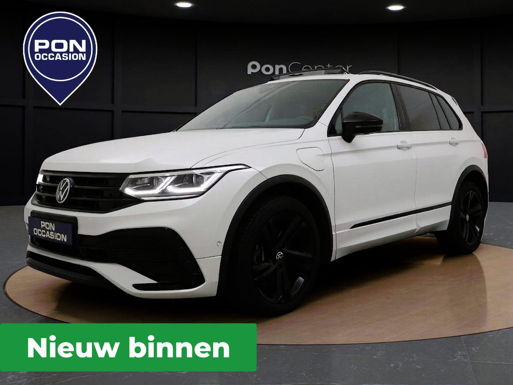 Volkswagen Tiguan 1.4 TSI eHybrid R-Line | Pano Dak | Black Style | Leder | 360 Camera | IQ. Light | Keyless |