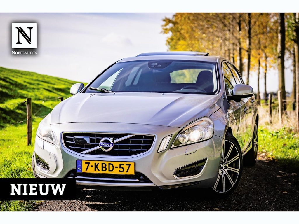 Volvo V60 2.4 D6 AWD Plug-In Hybrid Pure Limited |Nap |Pano