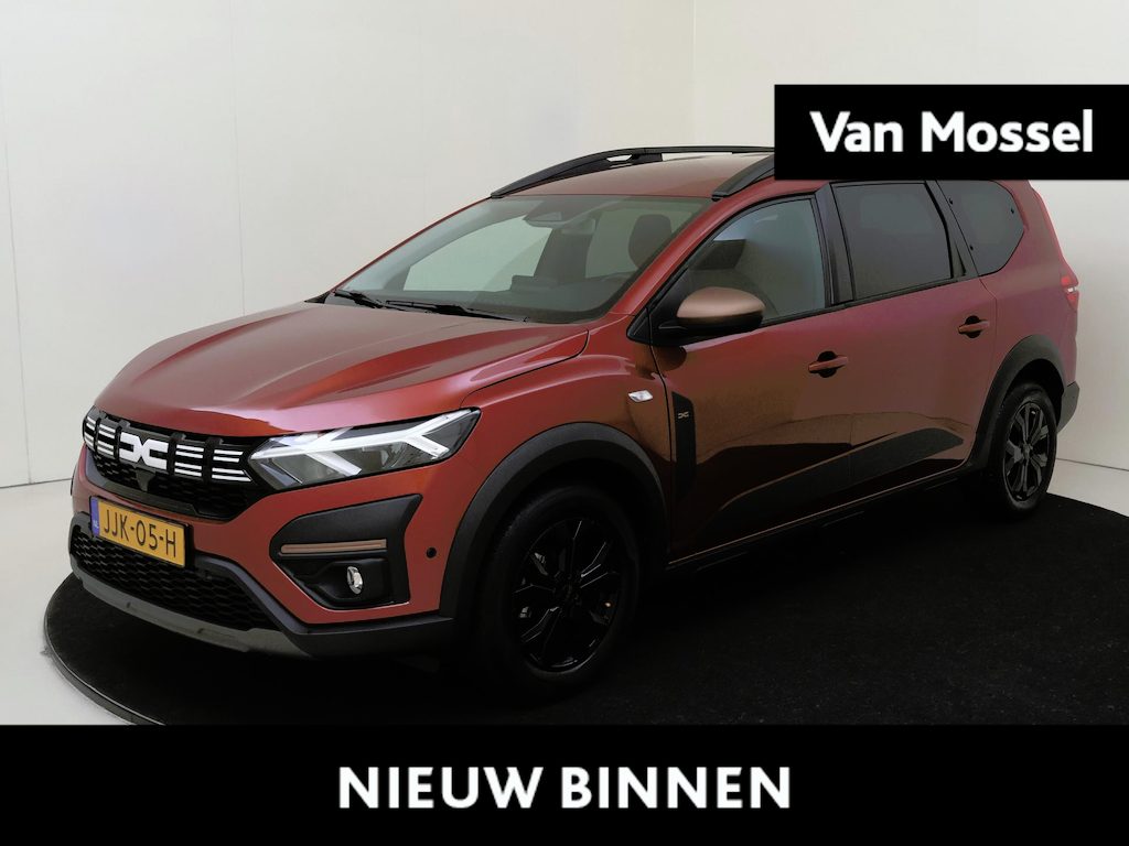Dacia Jogger 1.0 TCe 110 Extreme 7p. | Sensoren met Camera Achter | Climate Control | Navigatie | Privacy Glass | Apple CarPlay & Android Auto |