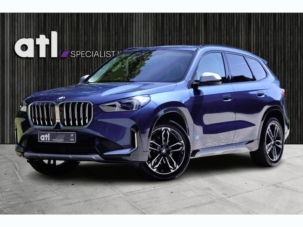 BMW X1 sDrive18i Elektrische trekhaak, Adaptieve LED, Stuurwielverwarming, DAB, X-Line, Keyless, Memorystoelen, etc.