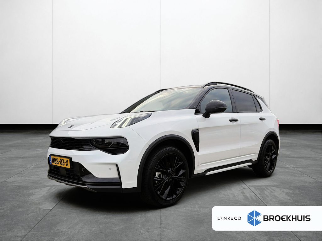 Lynk & Co 01 1.5 More Nieuw model / 01| Apple Carplay/Android Auto|telefoonintegratie premium | Cruise control adaptief | Elektrisch glazen panorama-dak