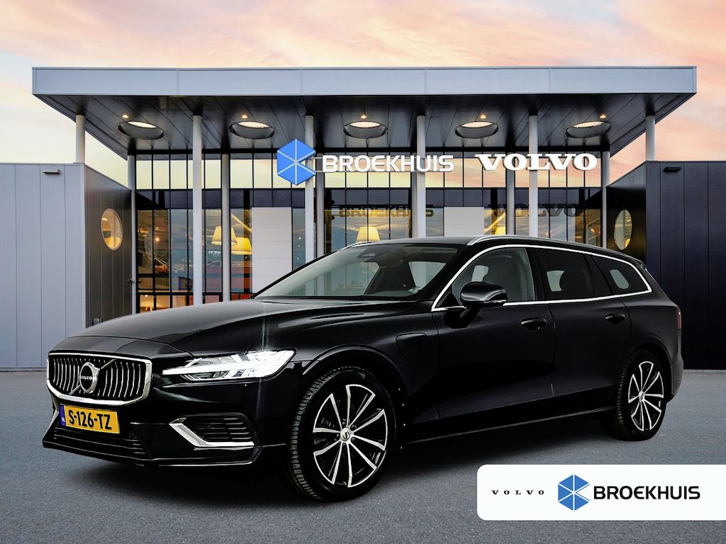 Volvo V60 T6 Recharge Core | 18" | Stoel/Stuurverwarming | Parkeercamera | Keyless | Adaptieve Cruise | BLIS | Carplay | Parkeerverwarming