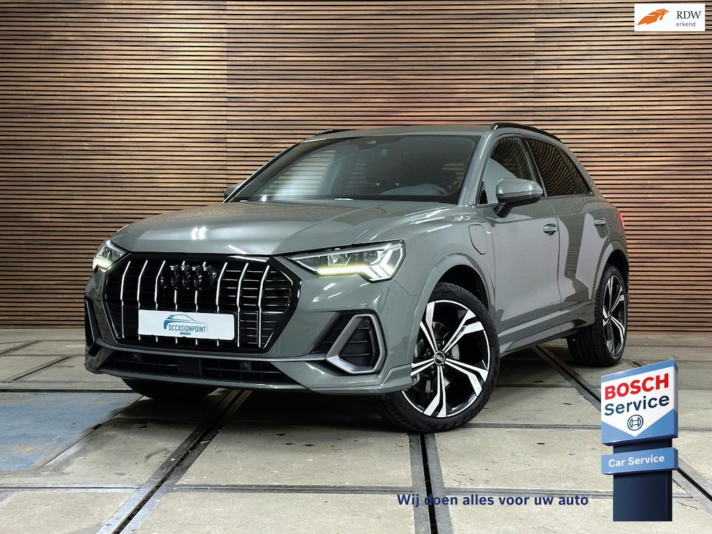 Audi Q3 45 TFSI e S-Line edition | Chronos Grey | ACC | LED | MMI Plus | Audi-Sport 20 Inch | LED | CarPlay | Virtual | Camera