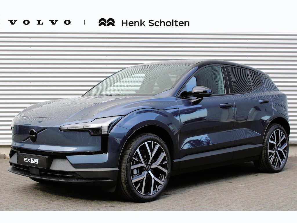 Volvo EX30 P5 Long Range Plus Black Edition Europa 69 kWh | Elektrisch Verstelbare Bestuurdersstoel Met Geheugen | Elektrisch Verstelbare Passagiersstoel | Harman/Kardon | Stuurverwarming | Stoelverwarming | Getint Glas | 20-inch Lichtmetalen Velgen Glossy Black/Diamond Cut | BLIS | Keyless | Elektrische Achterklep | Dark Flax Inleg | Black Interieur | Adaptieve Cruise Control | Pilot Assist | Achteruitrijcamera |