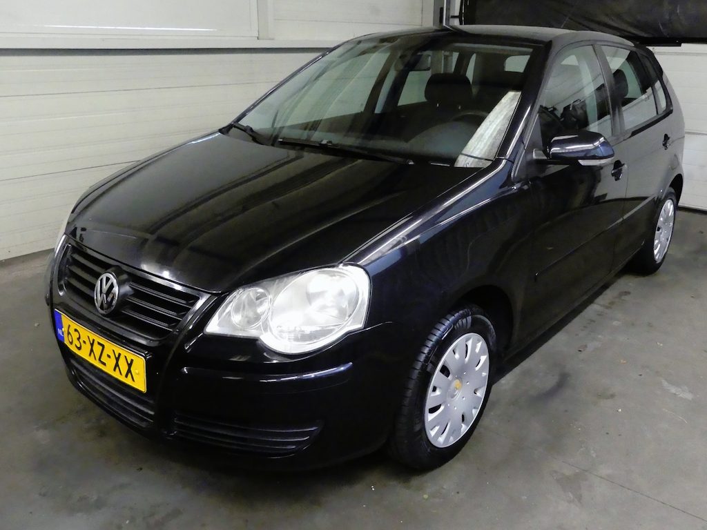 Volkswagen Polo 1.4-16V Optive - Automaat - Weinig Km Nap