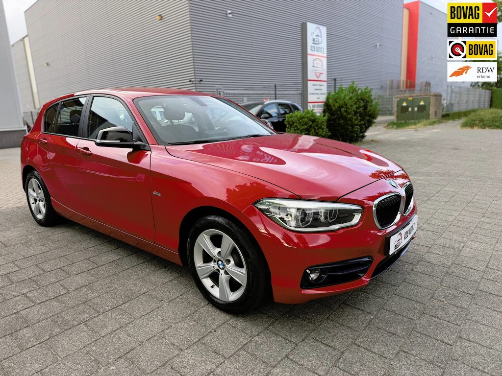 BMW 1-Serie 118i Corporate Lease High Executive|Automaat|Airco|Cruise contr