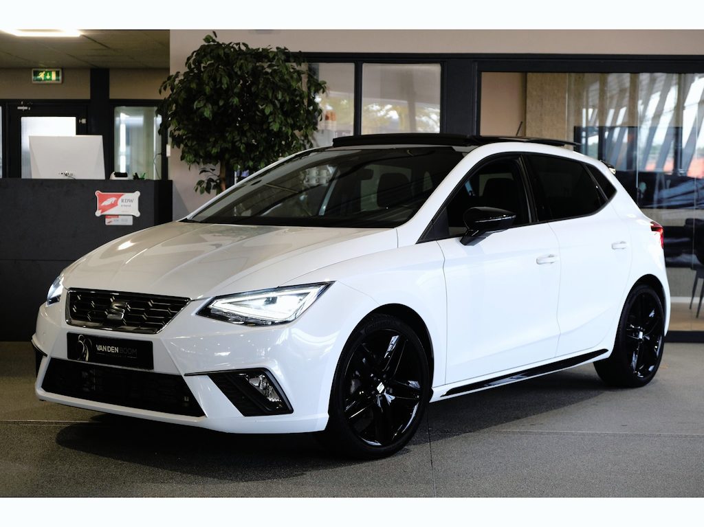 SEAT Ibiza 1.5 TSI 150PK FR Pro DSG Facelift Pano Black Style Navi Virtual Led