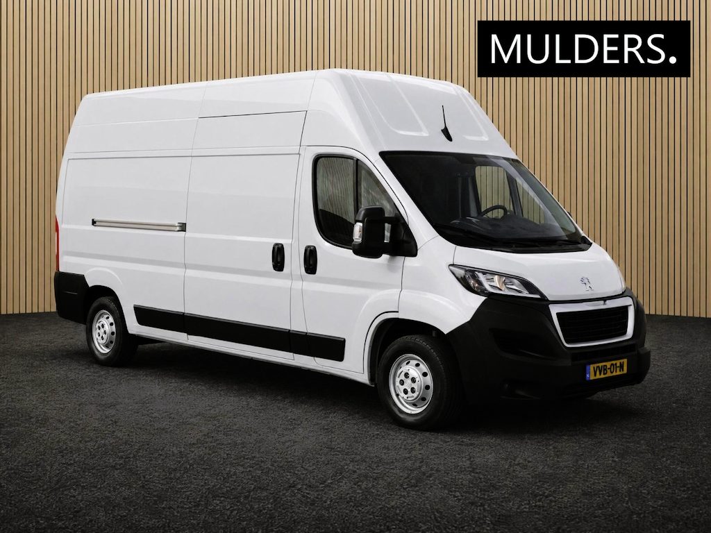 Peugeot Boxer 335 2.2 BlueHDi 140 L3H3 Asphalt