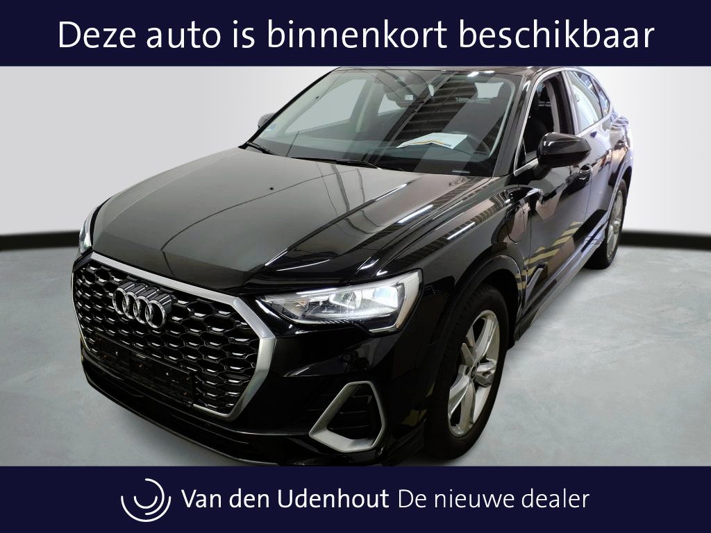 Audi Q3 Sportback 45 TFSI e 245pk S-Tronic S Edition / Navigatie / Leder / Camera