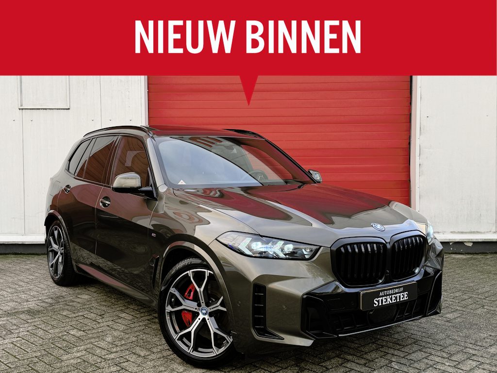 BMW X5 xDrive50e M-Sport | Pano | Luchtvering | Elek. Trekhaak | Rijklaar inclusief 1 jaar BMW Premium Selection!
