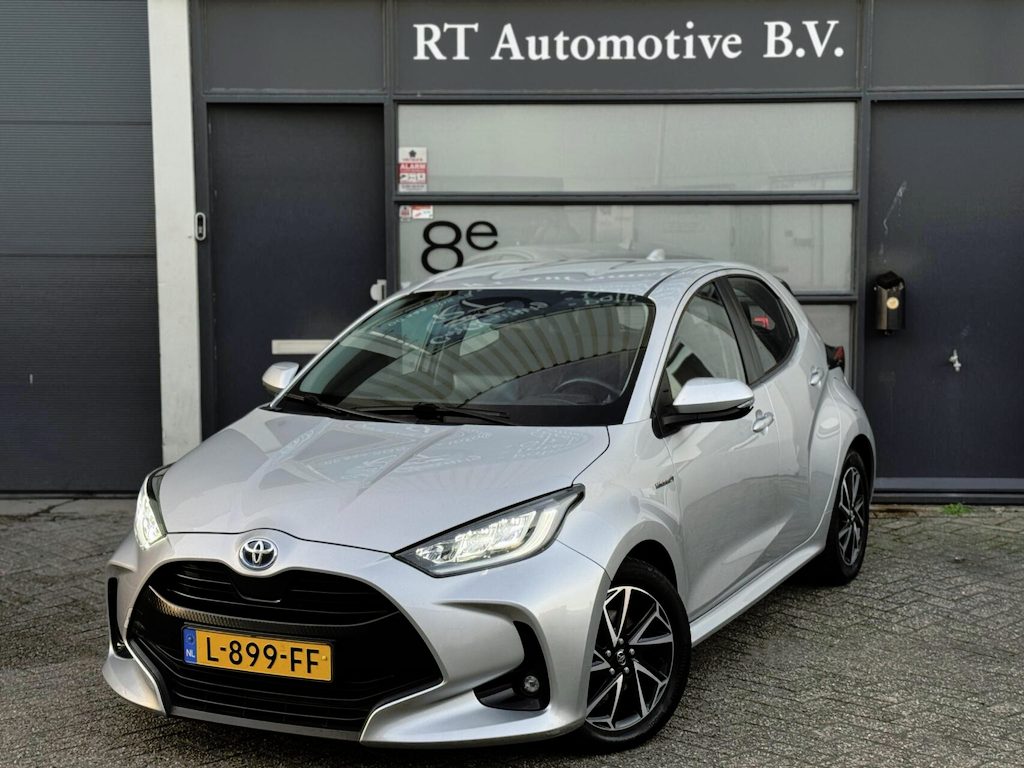 Toyota Yaris 1.5 Hybrid Dynamic LED / Camera / ACC / BTW