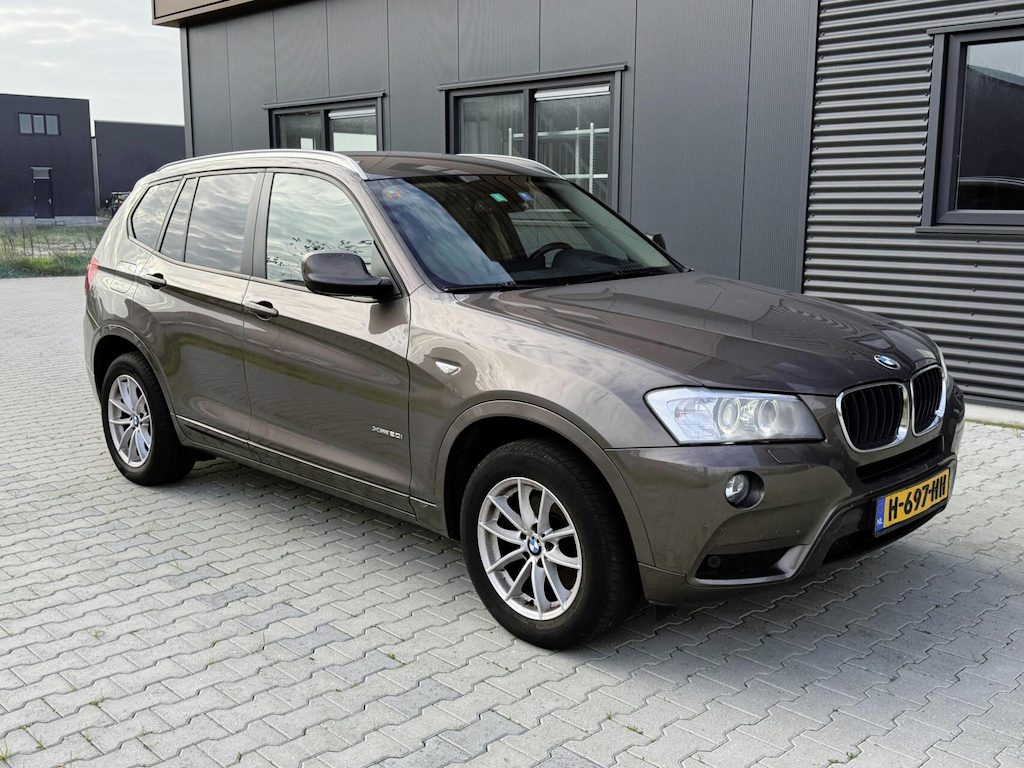 BMW X3 xDrive20i High Executive Automaat - Xenon - Leder - Motorschade