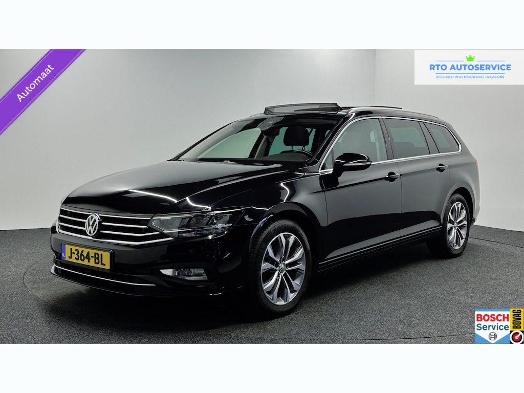 Volkswagen Passat Variant 1.5 TSI Comfort Business PANO TREKHAAK.