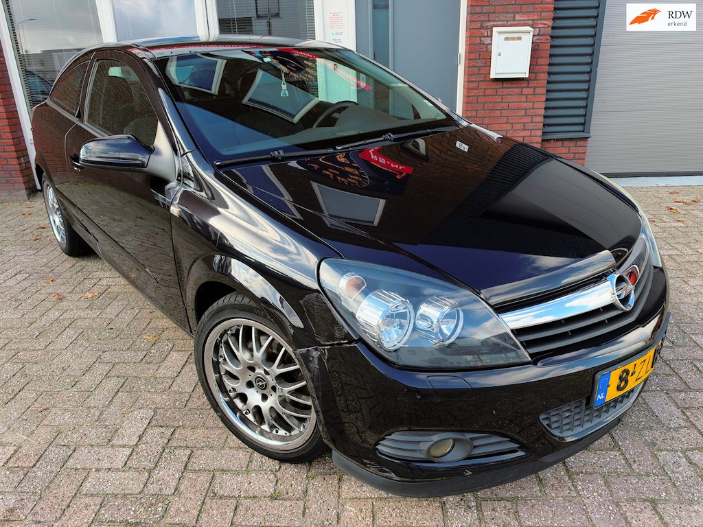 Opel Astra GTC 1.4 Business / Navi / Airco / Cruise / LM