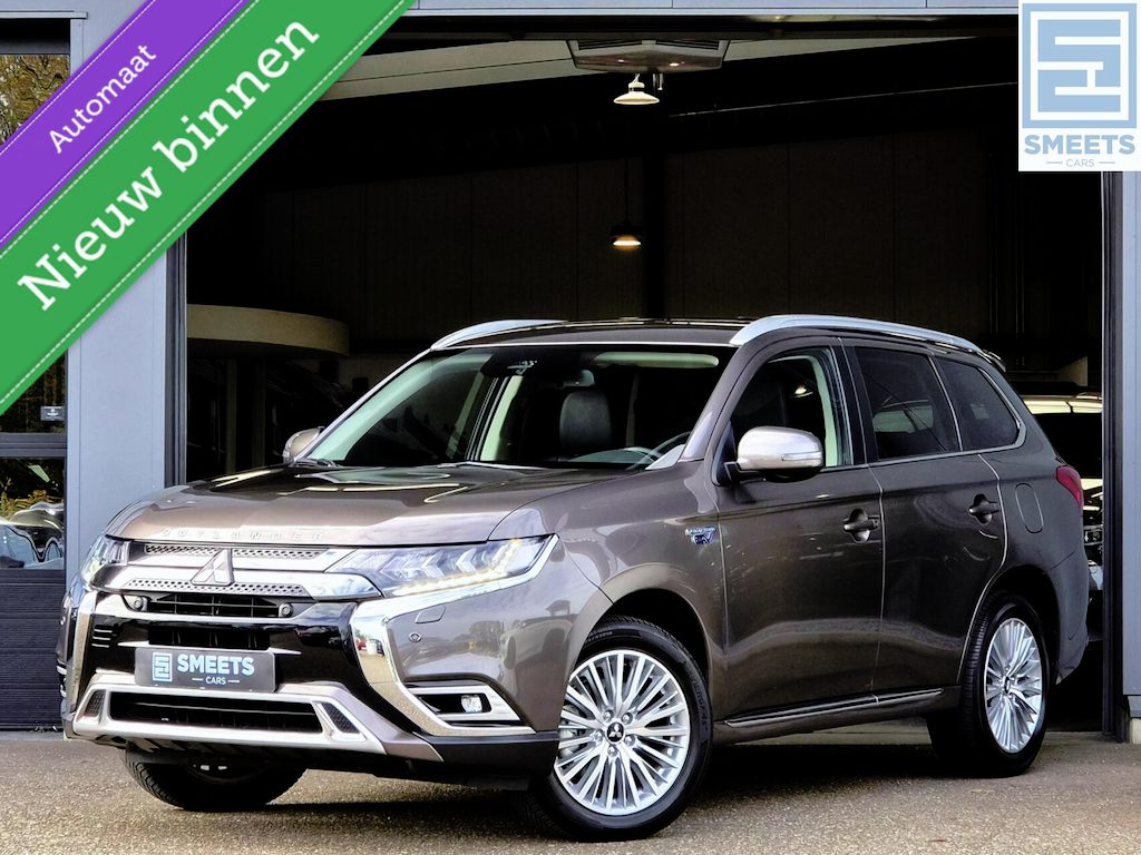 Mitsubishi Outlander 2.4 PHEV 4WD Intense Automaat 1e Eig!